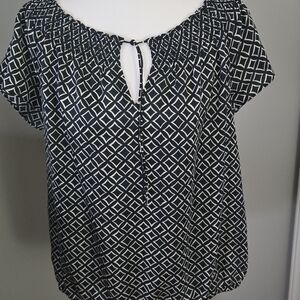 Geometric Black and White Women's Top